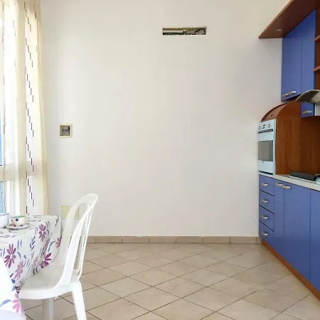 Ferienhaus Ferrara Con Giardino